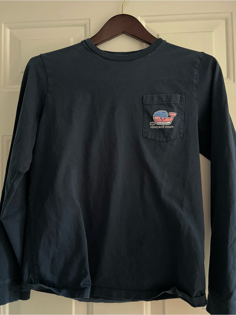 Vineyard Vines Navy Long-Sleeve Pocket Tee with Whale Graphic